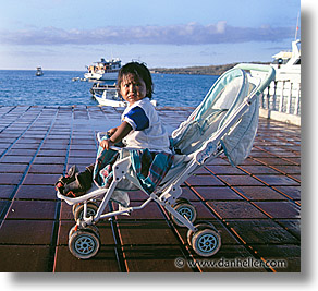 images/LatinAmerica/Ecuador/Galapagos/People/stroller-kid.jpg