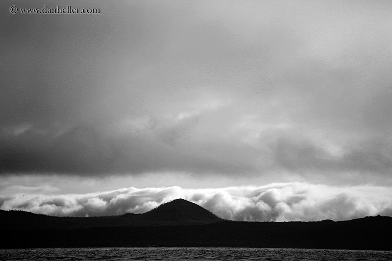 mtn-n-clouds-bw.jpg