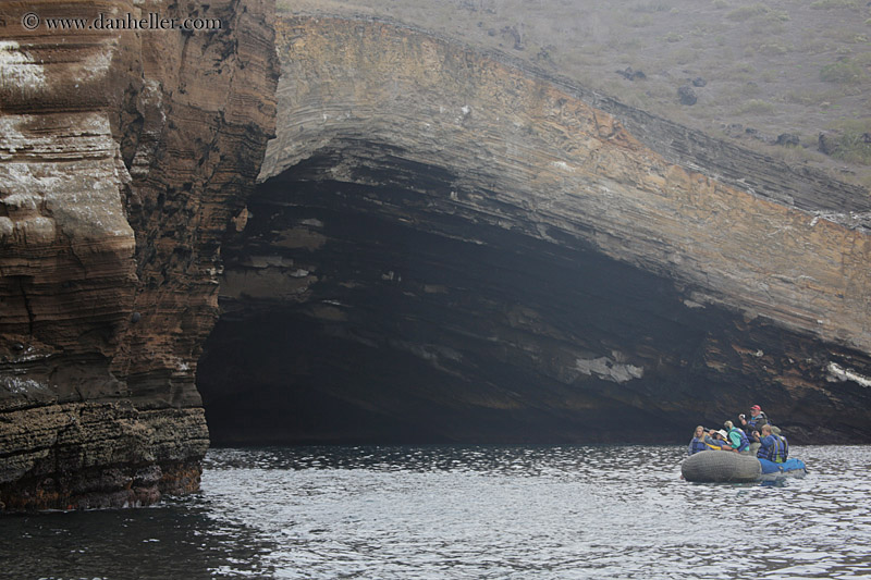 tourists-on-raft.jpg