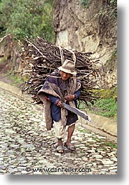 images/LatinAmerica/Ecuador/People/bearing-sticks.jpg