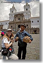 images/LatinAmerica/Ecuador/Quito/Children/jill-n-vendor-boy-1.jpg