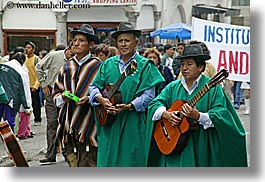 images/LatinAmerica/Ecuador/Quito/Men/quchua-men-n-guitars.jpg