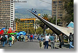 images/LatinAmerica/Ecuador/Quito/People/end-of-parade.jpg