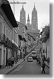 images/LatinAmerica/Ecuador/Quito/Town/quito-street-4-bw.jpg