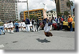 images/LatinAmerica/Ecuador/Quito/Women/majorette-jump-1.jpg