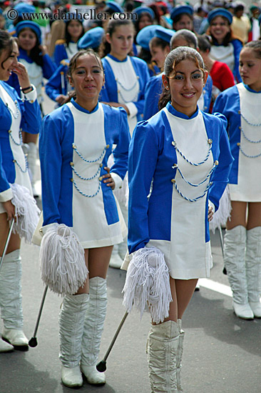 majorettes-3.jpg