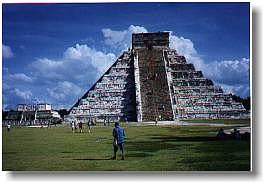 images/LatinAmerica/Mexico/Yucatan/temple.jpg