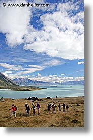 images/LatinAmerica/Patagonia/Hiking/group-hike-1.jpg
