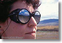images/LatinAmerica/Patagonia/Misc/sunglasses.jpg