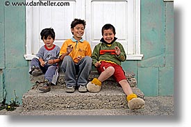 images/LatinAmerica/Patagonia/People/boys-3.jpg