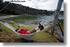 images/LatinAmerica/Patagonia/WtPeople/JanVic/vic-n-hammock-2.jpg