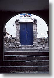 images/LatinAmerica/Peru/Cuzco/Doors/doors-0001.jpg