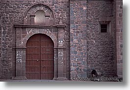 images/LatinAmerica/Peru/Cuzco/Doors/doors-0006.jpg