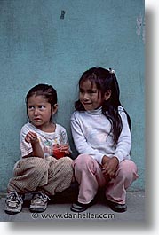 images/LatinAmerica/Peru/Cuzco/plaza-child-2.jpg
