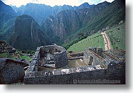 images/LatinAmerica/Peru/IncaTrail/Ruins/MachuPicchu/m-picchu-0020.jpg