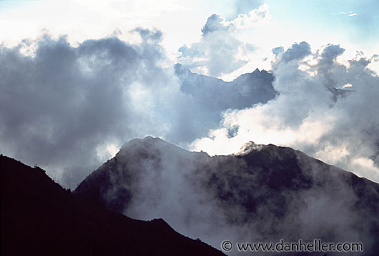 foggy-mtns-1.jpg