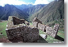 images/LatinAmerica/Peru/IncaTrail/Winaywayna/winaywayna-0004.jpg