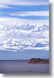 images/LatinAmerica/Peru/Titicaca/LakeView/moon-island-0003.jpg