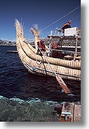 images/LatinAmerica/Peru/Titicaca/ReedBoats/reed-boats-0007.jpg