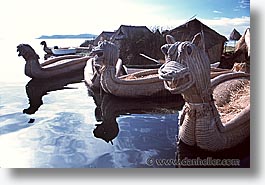 images/LatinAmerica/Peru/Titicaca/ReedBoats/reed-boats-0010.jpg