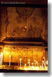 images/MiddleEast/Israel/Jerusalem/ReligiousSites/HolySepulchre/candles-n-wall-lamp-2.jpg