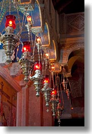 images/MiddleEast/Israel/Jerusalem/ReligiousSites/HolySepulchre/hanging-red-lamps.jpg