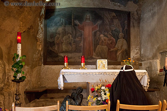 marys-grotto-2.jpg