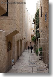 images/MiddleEast/Israel/Jerusalem/Streets/narrow-alley-2.jpg