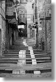 images/MiddleEast/Israel/Jerusalem/Streets/stairs-going-up-3-bw.jpg