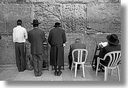 images/MiddleEast/Israel/Jerusalem/WesternWall/men-praying-at-western-wall-3-bw.jpg