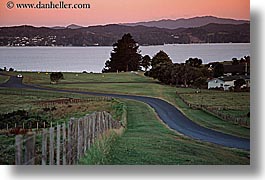 images/NewZealand/BayofIslands/sunset-road.jpg