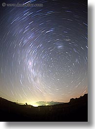 images/NewZealand/StarTrails/tongariro-stars-01.jpg