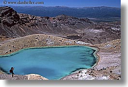 images/NewZealand/TongariroCrossing/emerald-lakes-04.jpg
