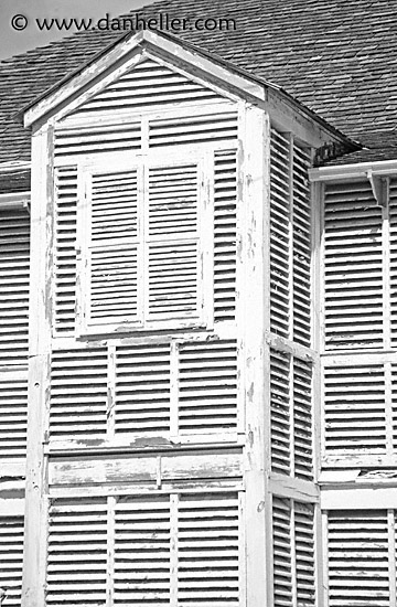 wood-slat-house-bw-2.jpg