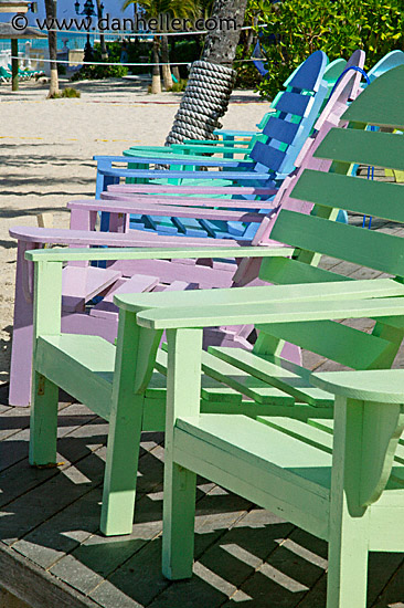 colored-chairs-03.jpg