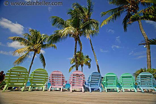 colored-chairs-04.jpg