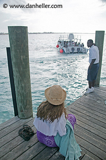 jill-sitting-on-dock-01.jpg