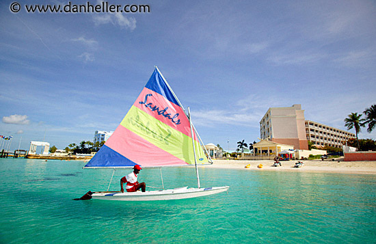 sandals-boats-3.jpg