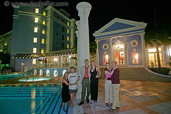 nite-at-pool-8.jpg