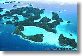 images/Tropics/Palau/RockIslands/isles-0002.jpg