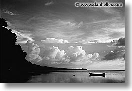 images/Tropics/Palau/Scenics/canoe-sunset-pan-bw.jpg