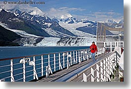 images/UnitedStates/Alaska/CruiseShip/People/person-on-deck-20.jpg