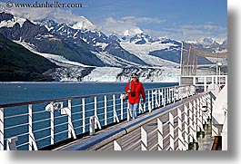 images/UnitedStates/Alaska/CruiseShip/People/person-on-deck-21.jpg
