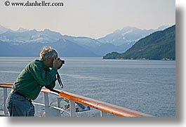 images/UnitedStates/Alaska/CruiseShip/People/person-on-deck-26.jpg
