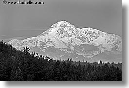 images/UnitedStates/Alaska/Mountains/MtMcKinley/mt-mckinley-04-bw.jpg