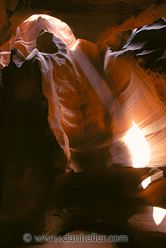 antelope_canyon-05.jpg