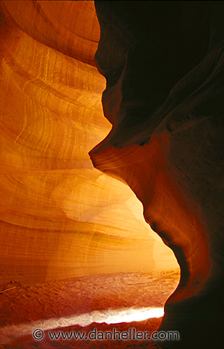 antelope_canyon-06.jpg