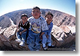 images/UnitedStates/Arizona/MonumentValley/goose-kids.jpg
