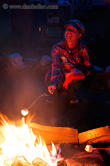 jill-roasting-marshmellow.jpg