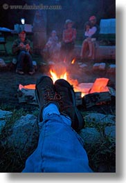 images/UnitedStates/Idaho/RedHorseMountainRanch/Activities/Campfire/legs-n-campfire.jpg
